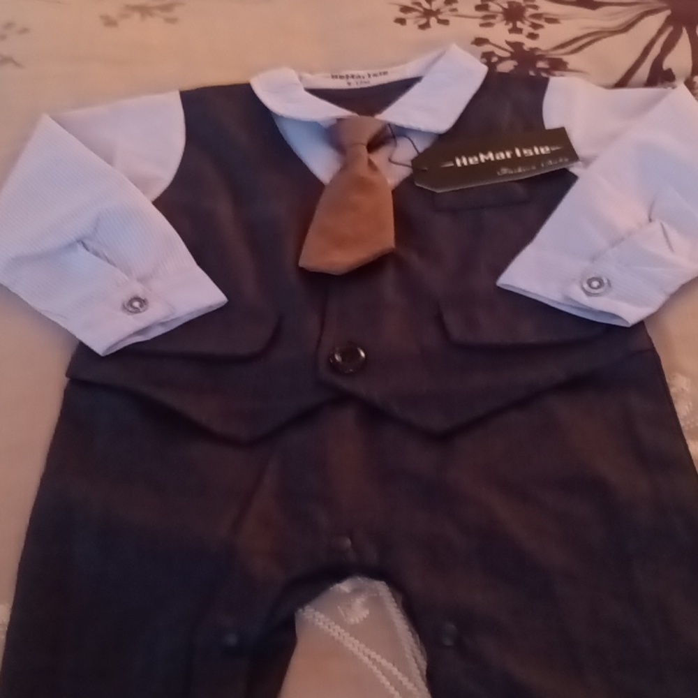 Spring Linen suit, HeMarisle size 9-12mo Navy blue